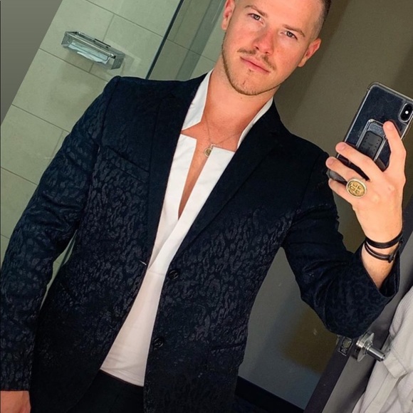 Meet your Posher, Michael - Picture 1 of 5